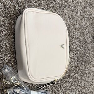 Chic Cream Crossbody Bag